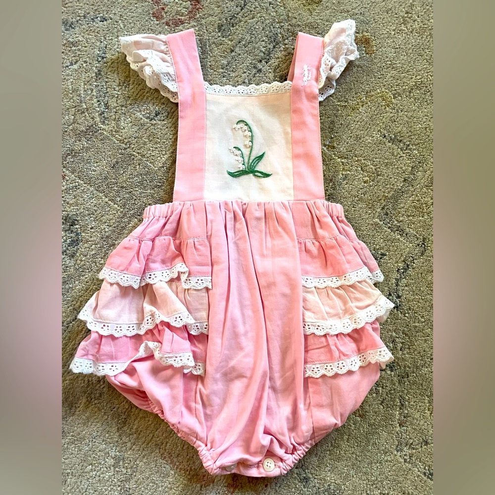 Well Dressed Wolf LOTV Bubble